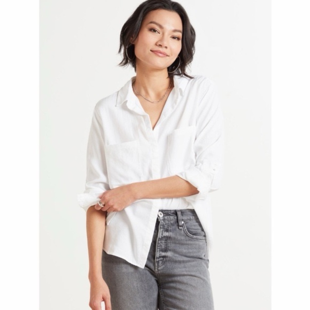 Cloth & Stone button down white shirt